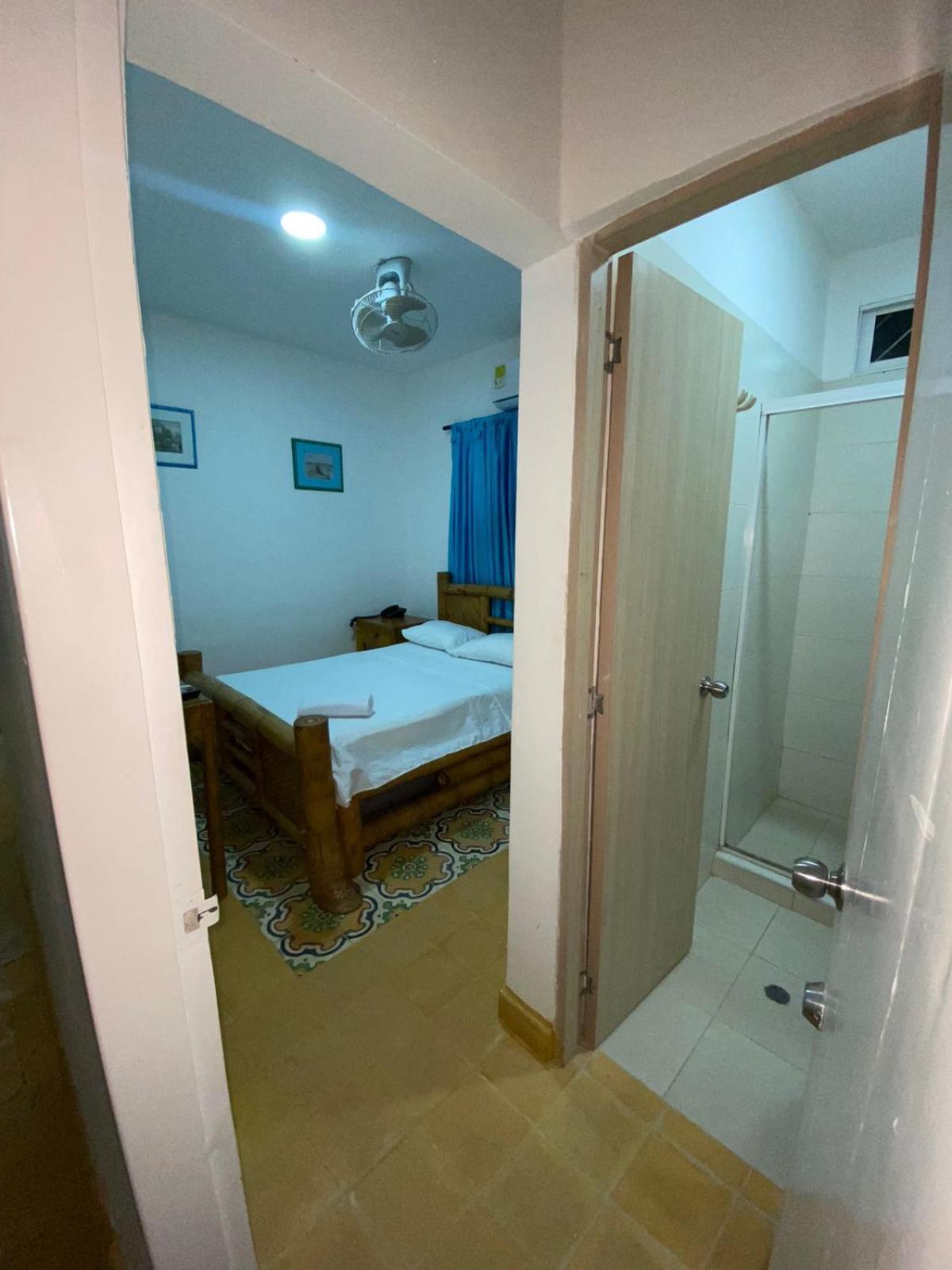 Independientes Con Bano Privado #8 3*